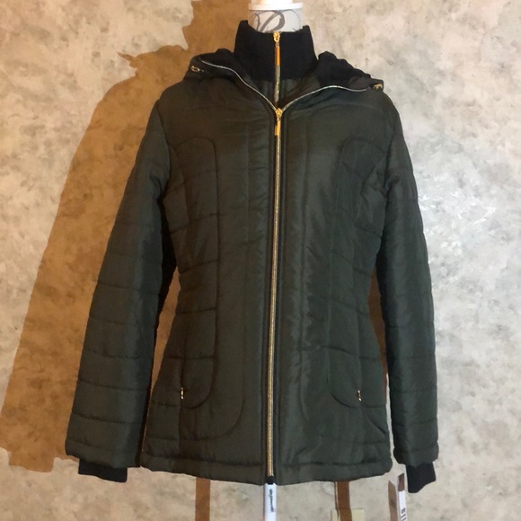 Details Woman’s Hoodie Coat - Picture 2 of 8